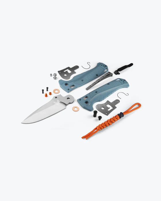 Benchmade Adira™ | Depth Blue Grivory® | Drop-point