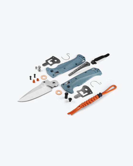 Benchmade Adira™ | Depth Blue Grivory® | Drop-point