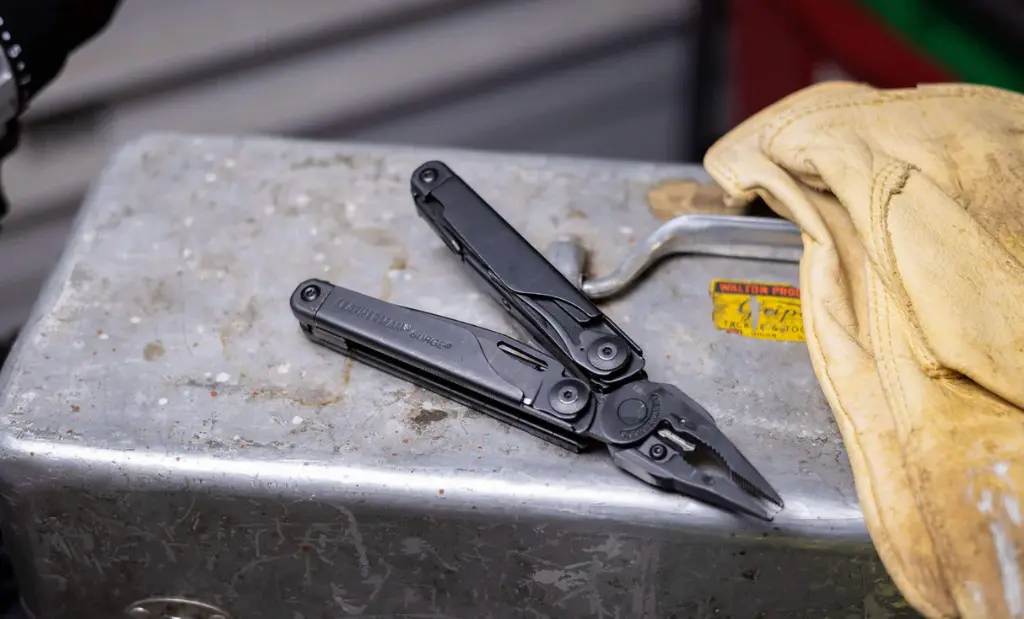 Leatherman Surge - Black